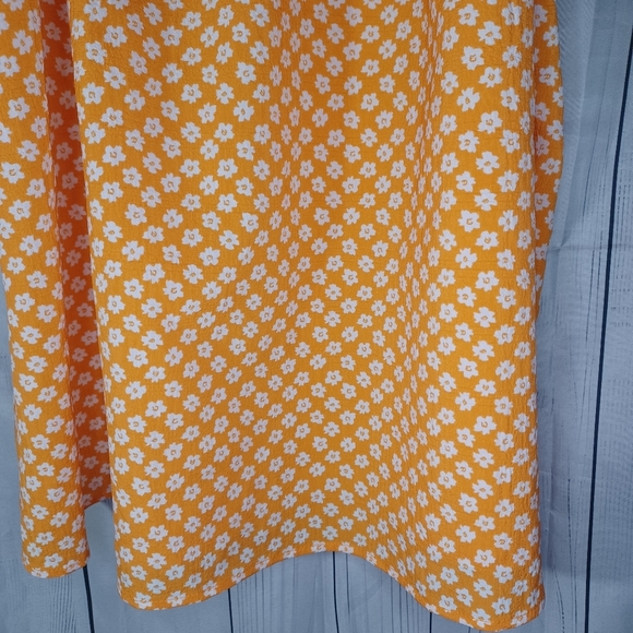 Divided Mini Floral Spaghetti Strap Sundress - Picture 3 of 10